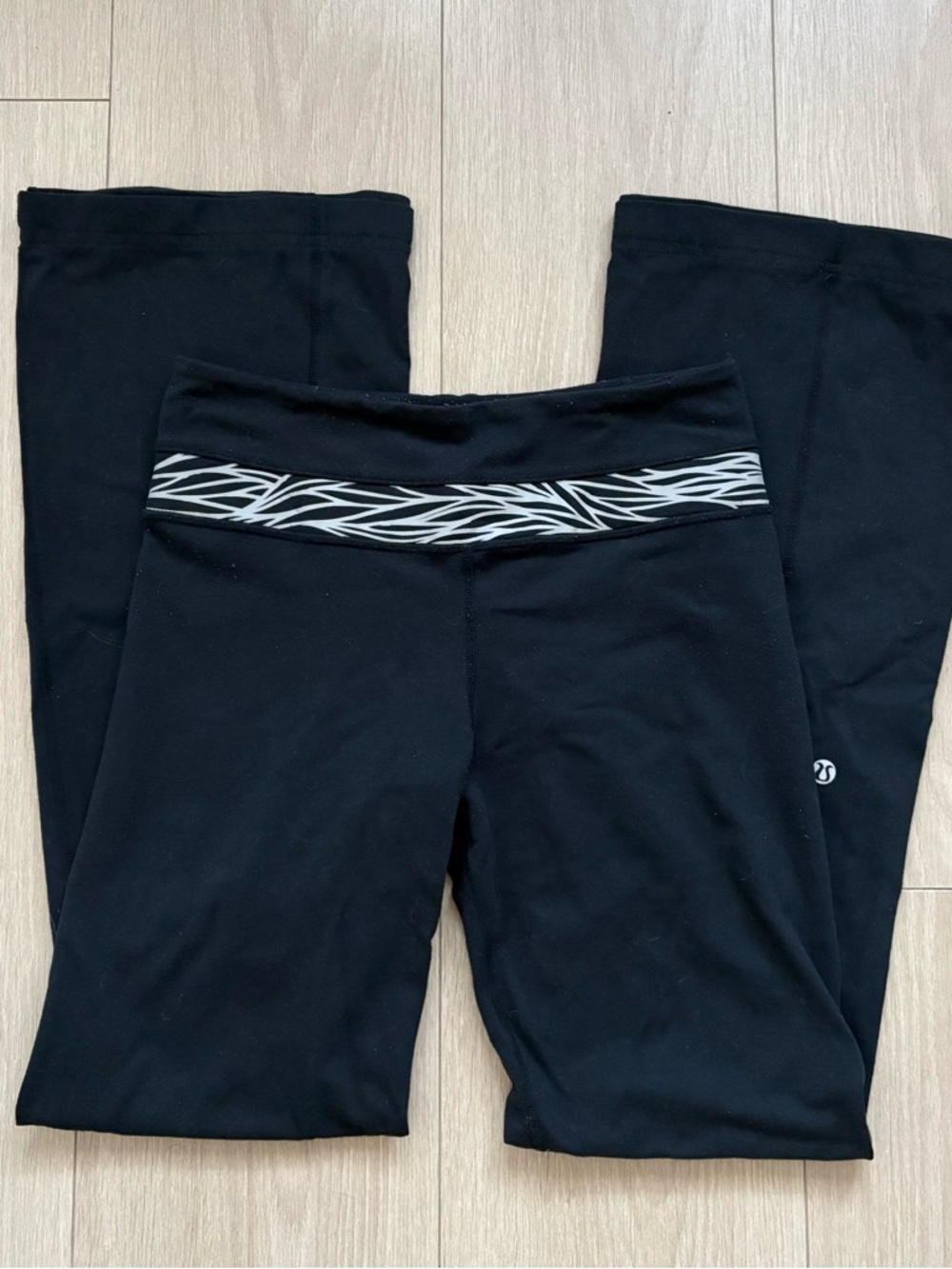 vintage lululemon athletica low rise bootcut leggings